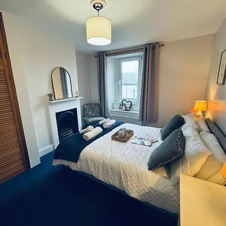 Belle Vue - 2 Bedrooms - Sleeps 4 סנט ביז