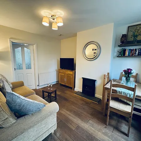 Belle Vue - 2 Bedrooms - Sleeps 4 דירה סנט ביז